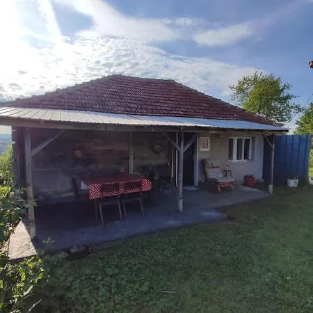 Holiday home Dragacevska Kuca Na Bregu Vica