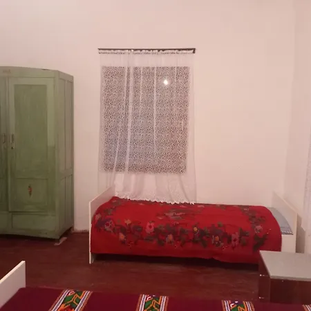 Dragacevska Kuca Na Bregu *