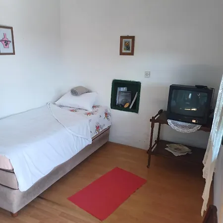 Dragacevska Kuca Na Bregu Holiday home *