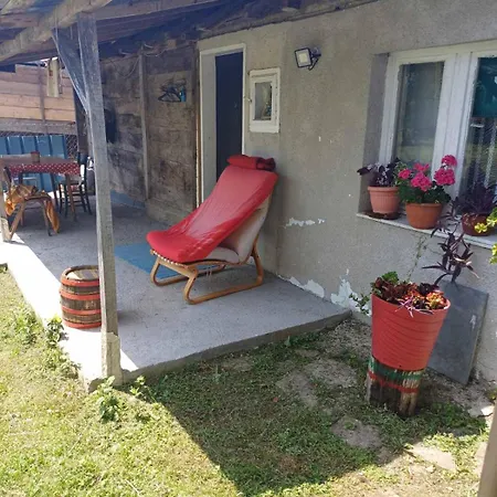 Dragacevska Kuca Na Bregu